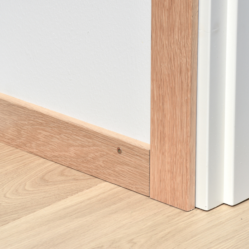 Oak door casing 12x58 mm
