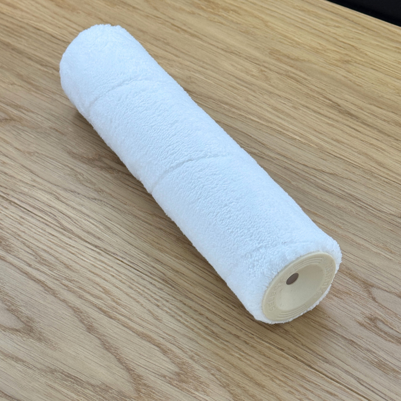 Lyhytnukkainen mikrokuitutela parkettilakoille